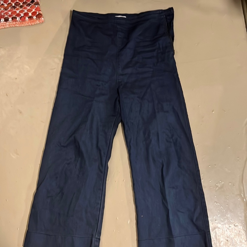Mid-calf jeans. Spandex/denim mix